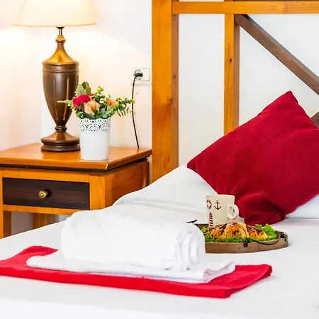 102 Bright With Pool View Appartement *