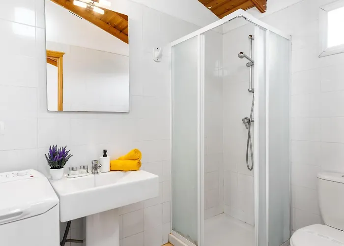 Apartmán 102 Bright With Pool View